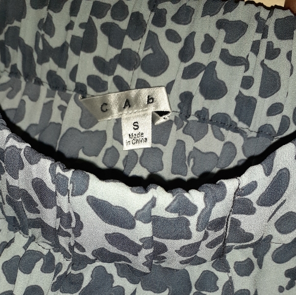 CAbi 401 "Bella" Leopard Print Elastic Waist Skirt - Picture 7 of 8